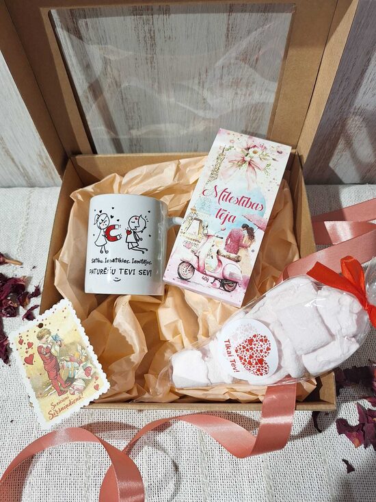 Dāvanu komplekts Paturēšu Tevi sev